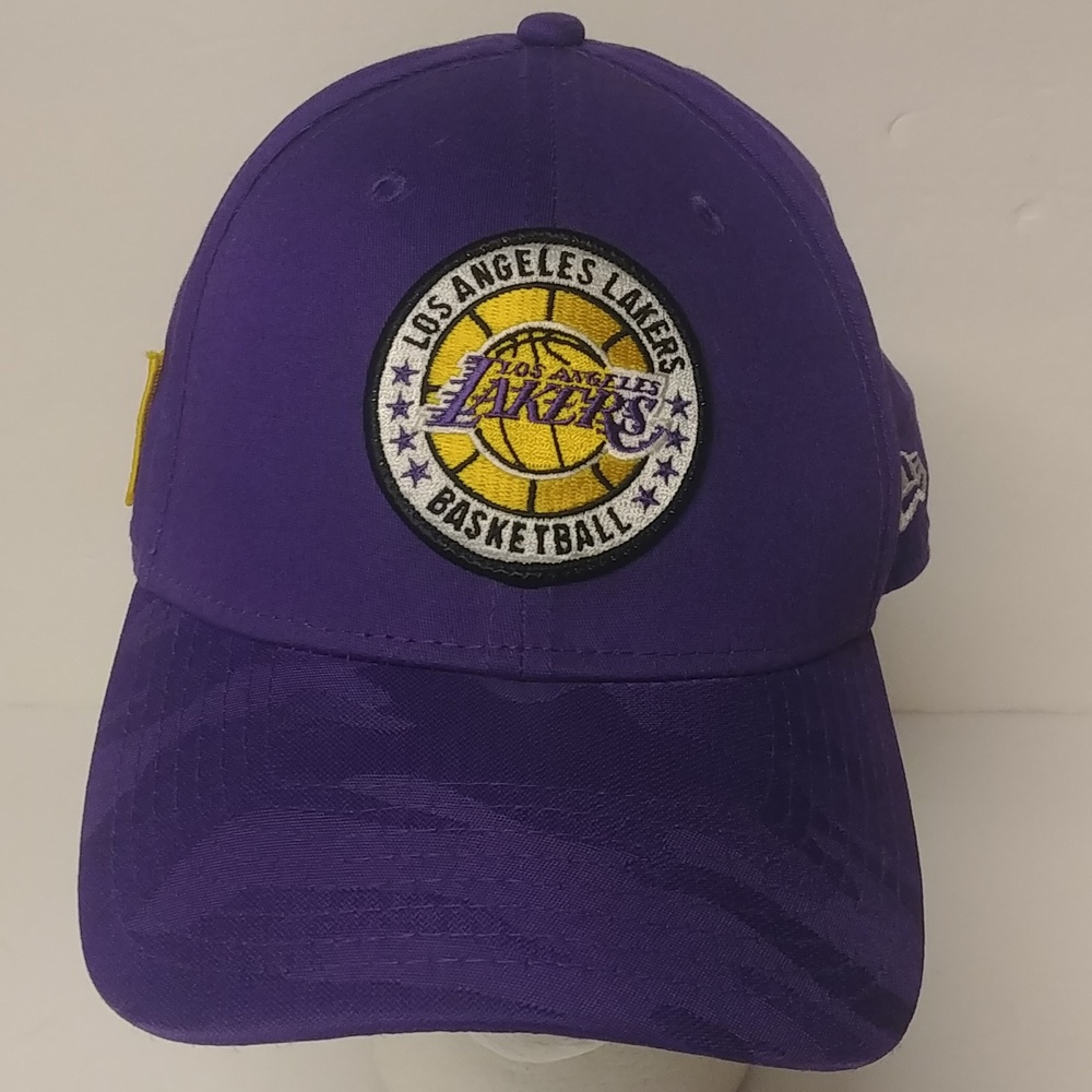 Lakers NBA New Era Hat W Camo Rim